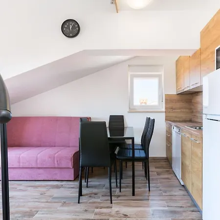 Lejlighed Ferienwohnung Fur 4 Personen Ca 58 Qm In Medulin, Istrien Sudkuste Von Istrien - B62554