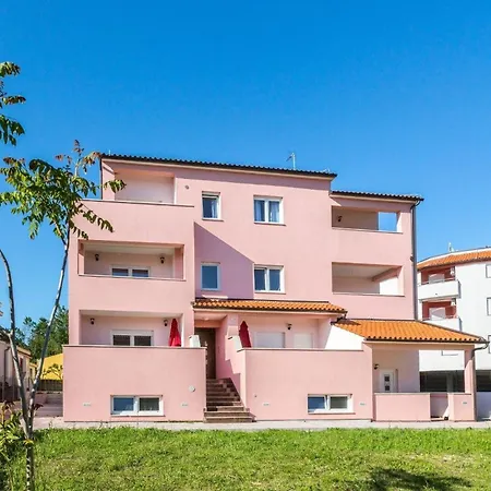 Ferienwohnung Fur 4 Personen Ca 58 Qm In Medulin, Istrien Sudkuste Von Istrien - B62554 *